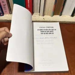 II Sách Luật: Kỹ Năng Cơ Bản Của Luật Sư Tham Gia Giải Quyết Các Vụ Việc Dân Sự - 2022 748307