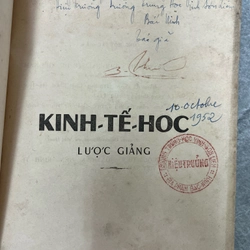 KINH TẾ HỌC LƯỢC GIẢNG (Có chữ ký tác giả) 329353