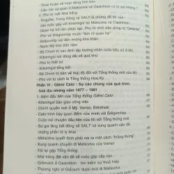 Đặc biệt tin cậy - Vị đại sứ ở Washington qua 6 đời tổng thống Mỹ 1001469