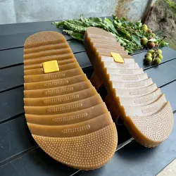 Dép da nam Halita Cũ size 41 đi nước đi mưa 674630