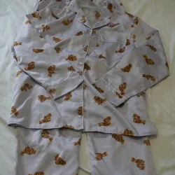 [ Như mới ] Bộ ngủ gấu nâu - tím-  Uniqlo - Size L