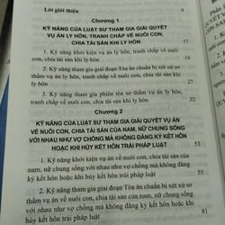 Giáo trình kỹ năng chuyên sâu của luật sư tham gia giải quyết các vụ, việc HN và GD 322339