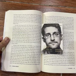 Bị theo dõi, bí mật an ninh mạng - Edward Snowden (k4) 598037