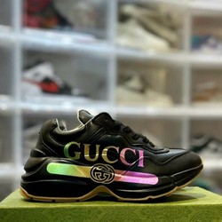Giày Gucci béo đen size 36