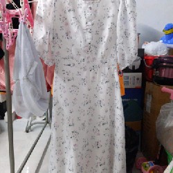 Váy hoa Gumac dịu dàng nữ tính, size XS 95% phù hợp dưới 46kg 13014