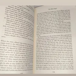 Sách ngoại văn cũ khổ lớn – The Black Angel (John Connolly) | Bìa mềm 748371