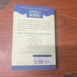 ON THE BANKS OF PLUM CREEK- LURA INGALLS WILDER 674755