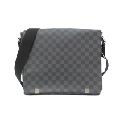 Túi đeo vai Louis Vuitton Damier Graphite District MM N41029
