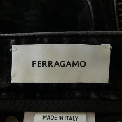Quần FERRAGAMO 651265
