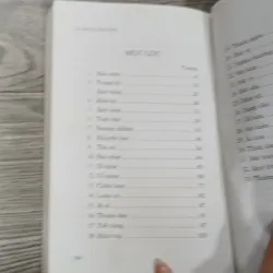 Lã Thị Xuân Thu - Lã Bất Vi  1020143