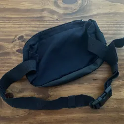 Túi đeo Adidas chính hãng còn mới 1005725