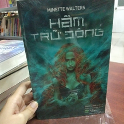 HẦM TRỮ ĐÔNG - Minette Walters