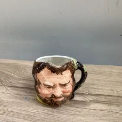 Ly rót hình người 1001736