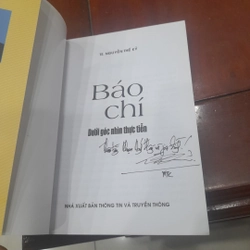 BÁO CHÍ dưới góc nhìn thực tiễn 517536