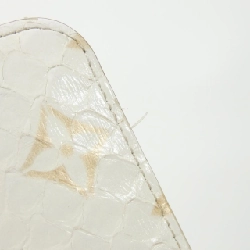 Ví Zippy da kỳ lạ Louis Vuitton N97773 621922