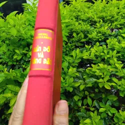 Bản đồ và vùng đất tiểu thuyết của Michel Houellebecq 960774