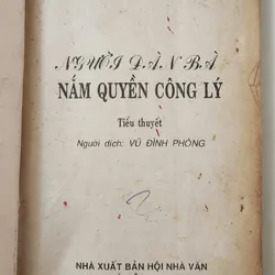 Văn học cổ điển Pháp: NGƯỜI ĐÀN BÀ NẮM QUYỀN CÔNG LÝ (Guy Des Cars) 715225