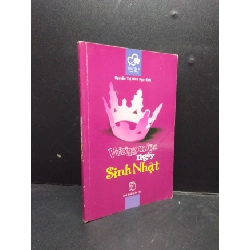 [Phiên Chợ Sách Cũ] Vương miện ngày sinh nhật năm 2004 2303
