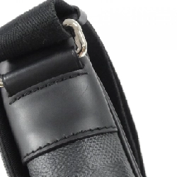 Túi xách vai Louis Vuitton Damier Graphite District PM N41028 - Hàng hiệu Chính hãng 767833