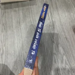 Bóng tối giữa chúng ta 1044419