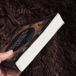 Những lối đi dưới hàng cây tăm tối 993152