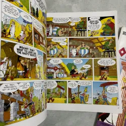 Asterix at the Olympic game/ and the secret weapon (2 cuốn) 1039426