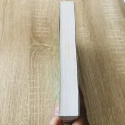 MARKETING DỊCH VỤ HIỆN ĐẠI  1004827