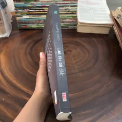 II Tựa Sách: Làm Dâu Cõi Chết (The Ghost Bride) - VANGSZE CHOO - 2016 996929