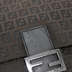 Túi xách đeo vai Fendi Mamma Baguette 8BR001 JQ5 - Hàng hiệu Authentic 802916