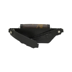 Túi đeo chéo Louis Vuitton Monogram Giant Bum Bag Dauphine M67696 611702