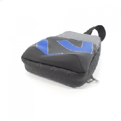 Túi đeo vai Avenue Sling Bag M59926 Day Break (Monogram Trianon) của Louis Vuitton 610241