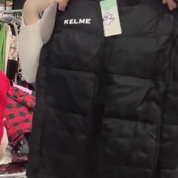 Áo gile thể thao hiệu Kelme size tầm 45kí quay đầu, màu đen chính hãng 361079