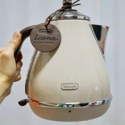 ☕ Ấm đun nước DeLonghi KBOV2001 – Thiết kế Vintage Icona, sang xịn chuẩn châu Âu! 732745