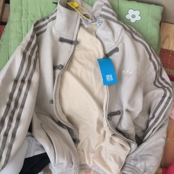 Áo adidas LIKEAUTH màu kem size S còn tag new 100% 549668