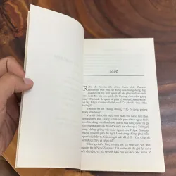 II Tiểu Thuyết: Tình Nàng Ngây Thơ - Robyn Donald - 2010 1041567