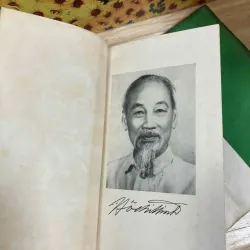 Về Giáo Dục Thanh Niên - Hồ Chí Minh 1033100