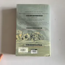 The Book Thief (Kẻ trộm sách) của Markus Zusak. 931747