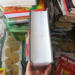 Chim Mỏ Vàng Và Hoa Cỏ Độc- Đồng Đức Bốn 709519