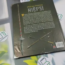 Hiệp Sĩ - Bách Khoa Bằng Tranh 3D - Kész Barnabás 750840