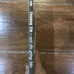 Hồi ký Thương Tín một đời giông bão 728558