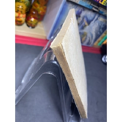 Tuổi xuân và con người 1981 mới 60% ố vàng rách góc gáy Cao Hải Thọ và Thu Hoài Giang HPB0906 SÁCH VĂN HỌC 915085