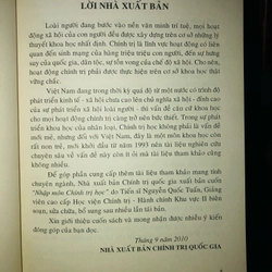 Nhập môn chính trị học - GVCC, TS. Nguyễn Quốc Tuấn 472542