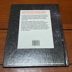 PICTURE BOOK Mysteries of deep space: black holes, pulsars and quasars 536324