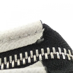 Túi đeo vai Louis Vuitton Taiga Rama Gaston Wearable Wallet M30935 613686