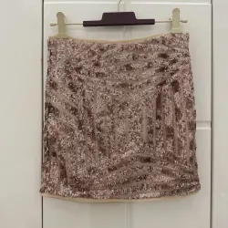 Chân váy ngắn F21 473387