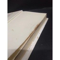 Sybil evans and sherry suib cohen - Hot buttons (bìa cứng) mới 70% ố bẩn HCM0106 SÁCH NGOẠI VĂN 914751