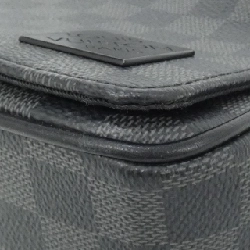 Túi xách vai Louis Vuitton Damier Graphite District PM N42710 - Hàng hiệu Chính hãng 801438