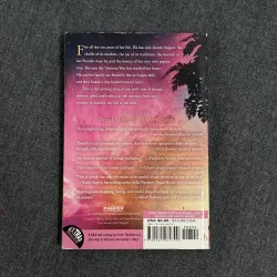 Inside Out & Back Again - Lại Thanh Hà 1031727