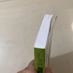 Lê Triều huyền sử và giai thoại 1032605