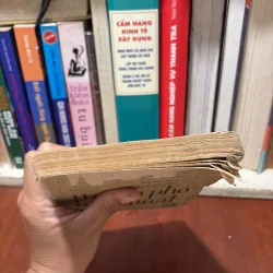 II Văn Học: Thành Phố Bất Khuất - Nguyên Thanh - 1984 763878